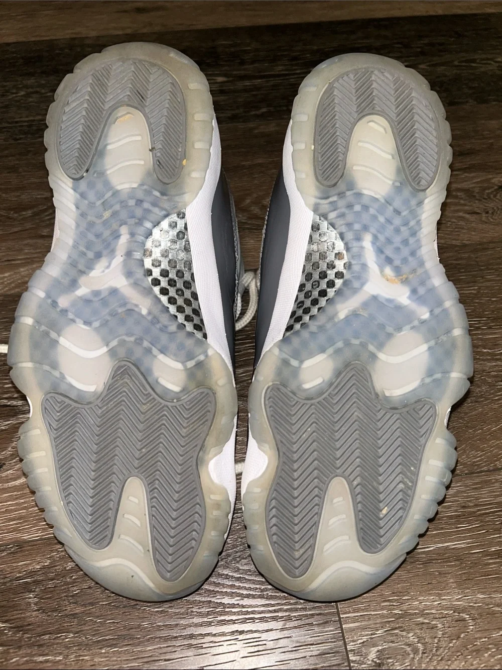 Jordan Men’s Grey and White Patent Low-Top Sneakers